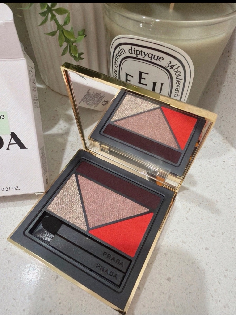 PRADA Dimensions #03 Pulse Multi Effect EPu le syeshadow Palette .21 Oz new